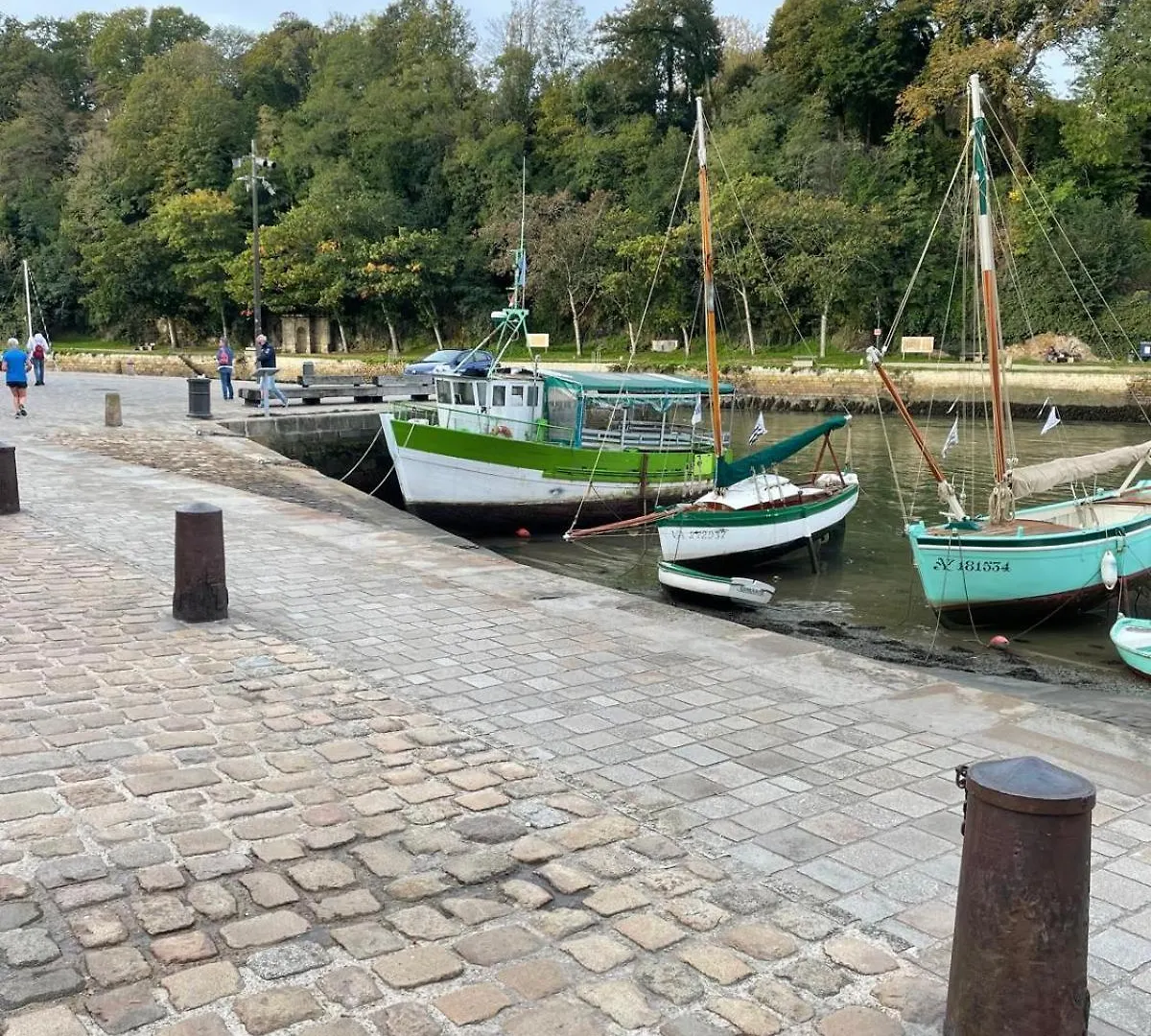 Appartement Exceptionnel Tres Beau T2 Sur Le Port De St Goustan- Vue Sur Le Port! à Auray France